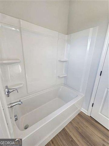 3250 Willow Glade Tr, Lawrenceville, GA 30043