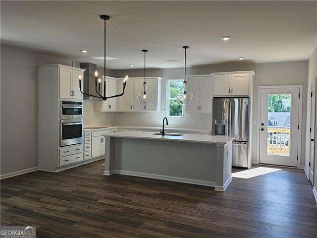 3250 Willow Glade Tr, Lawrenceville, GA 30043