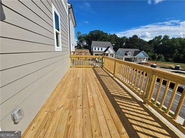 3250 Willow Glade Tr, Lawrenceville, GA 30043