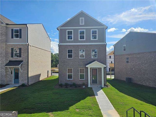 3250 Willow Glade Tr, Lawrenceville, GA 30043
