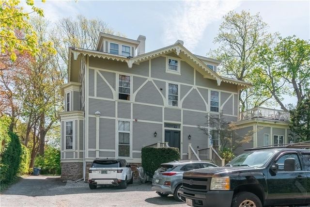 4 Red Cross Avenue 1A, Newport, RI 02840