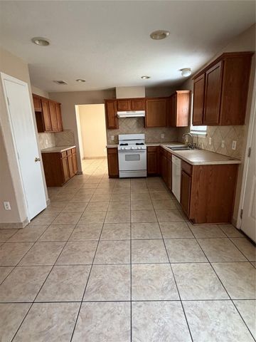 13230 Montclair Point Court, Houston, TX 77047