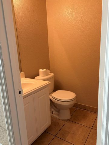 13230 Montclair Point Court, Houston, TX 77047