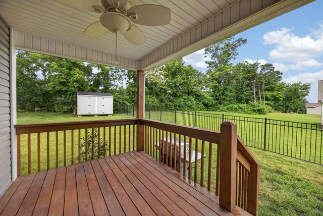 3 Patrick Dr, Crossville, TN 38555