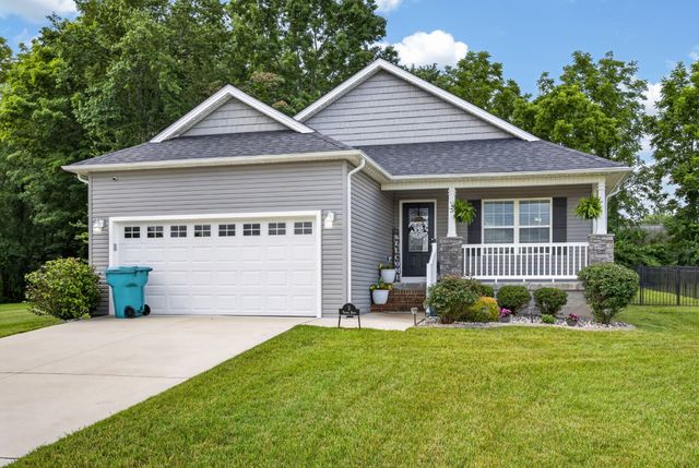3 Patrick Dr, Crossville, TN 38555