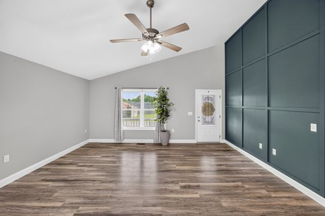3 Patrick Dr, Crossville, TN 38555