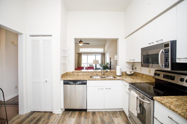 331 Wendover Ct Apt 12F, Myrtle Beach, SC 29572