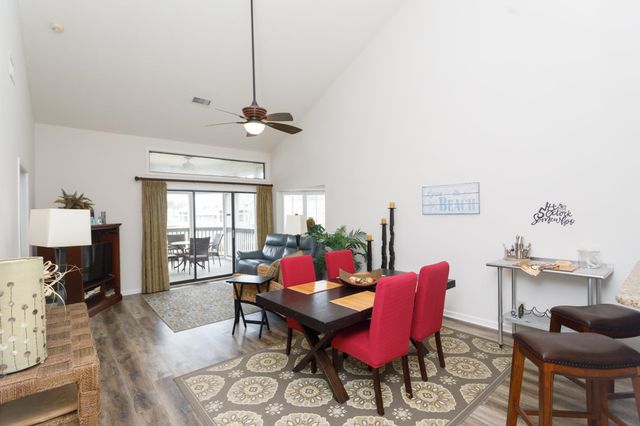 331 Wendover Ct Apt 12F, Myrtle Beach, SC 29572