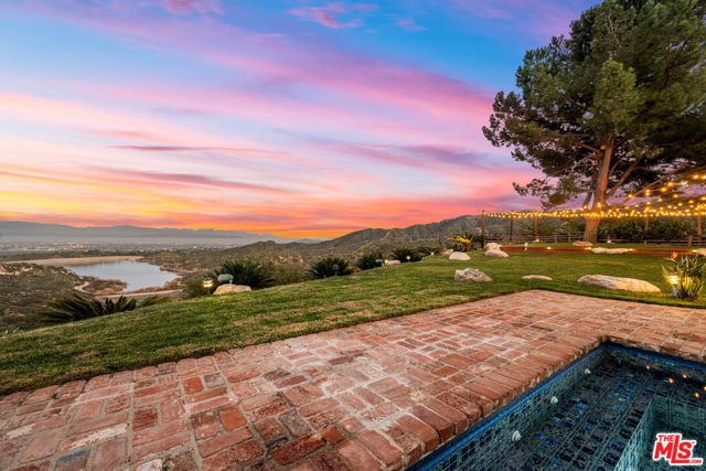 3722 Alonzo Avenue, Encino (los Angeles), CA 91316