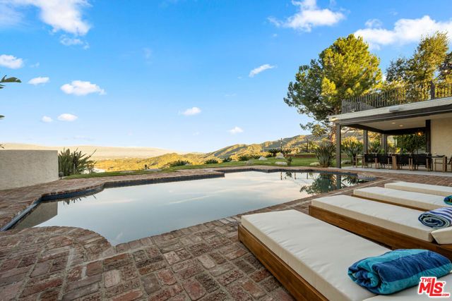 3722 Alonzo Avenue, Encino (los Angeles), CA 91316