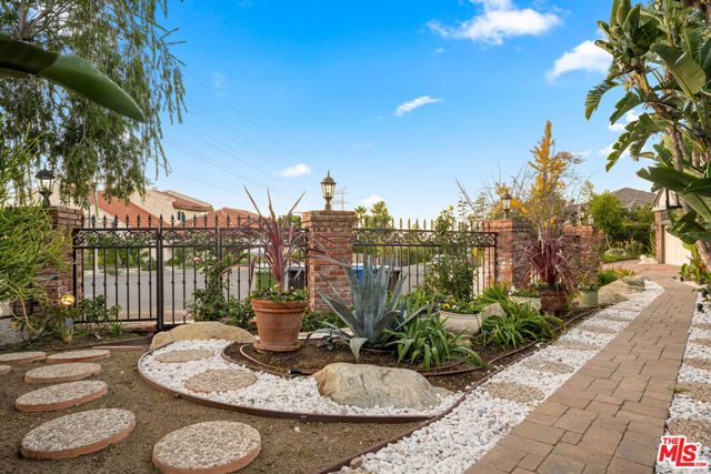 3722 Alonzo Avenue, Encino (los Angeles), CA 91316