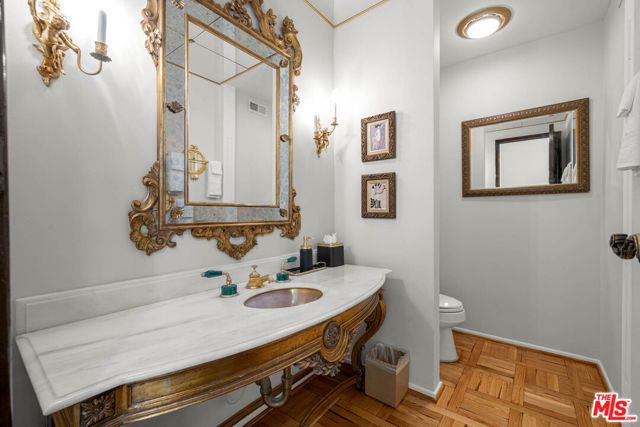 3722 Alonzo Avenue, Encino (los Angeles), CA 91316