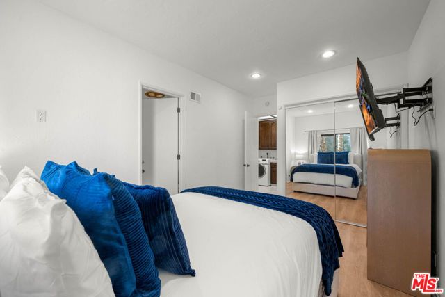 3722 Alonzo Avenue, Encino (los Angeles), CA 91316