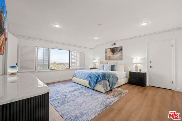 3722 Alonzo Avenue, Encino (los Angeles), CA 91316