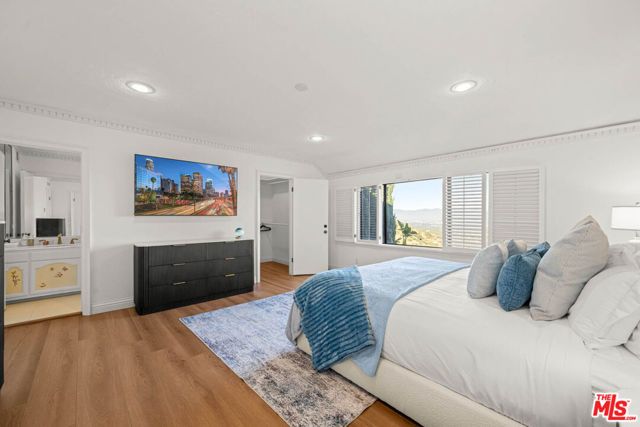 3722 Alonzo Avenue, Encino (los Angeles), CA 91316