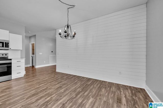 235 WHITE OAK LOOP, Cullman, AL 35057