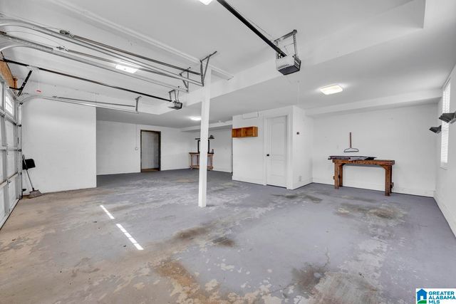 235 WHITE OAK LOOP, Cullman, AL 35057