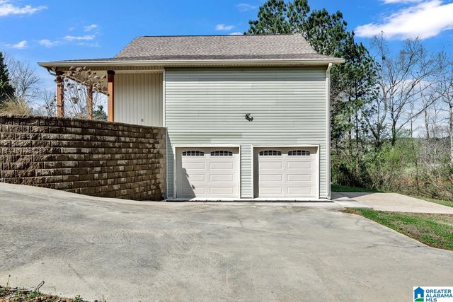 235 WHITE OAK LOOP, Cullman, AL 35057