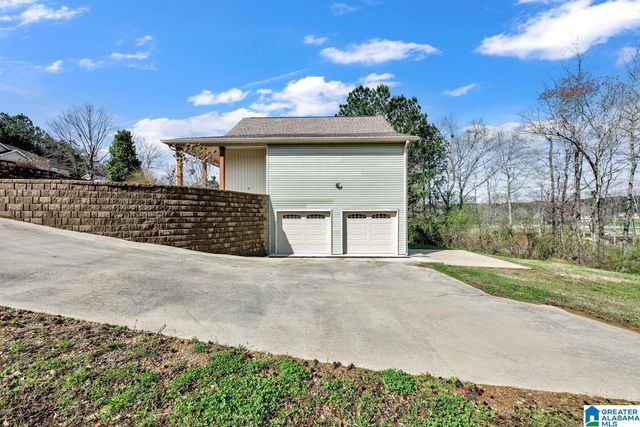 235 WHITE OAK LOOP, Cullman, AL 35057