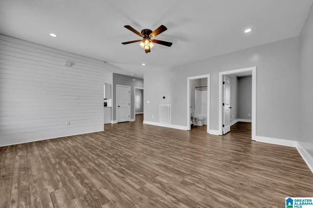 235 WHITE OAK LOOP, Cullman, AL 35057