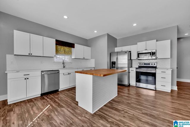 235 WHITE OAK LOOP, Cullman, AL 35057