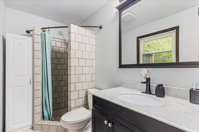 1305 Ridgeway Circle, Athens, TN 37303