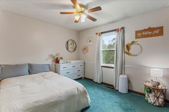 1305 Ridgeway Circle, Athens, TN 37303