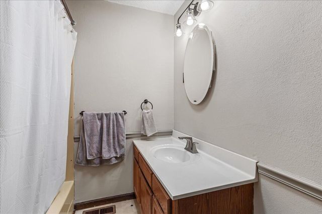 1305 Ridgeway Circle, Athens, TN 37303