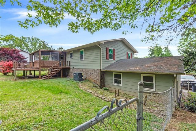 1305 Ridgeway Circle, Athens, TN 37303