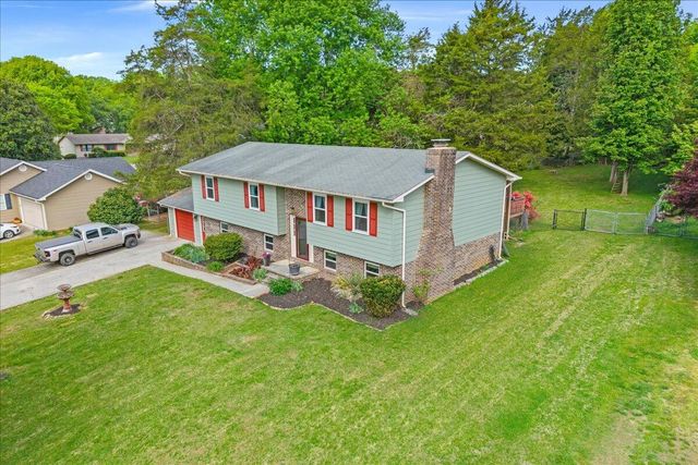 1305 Ridgeway Circle, Athens, TN 37303