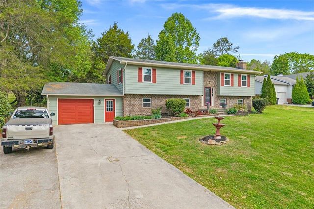 1305 Ridgeway Circle, Athens, TN 37303