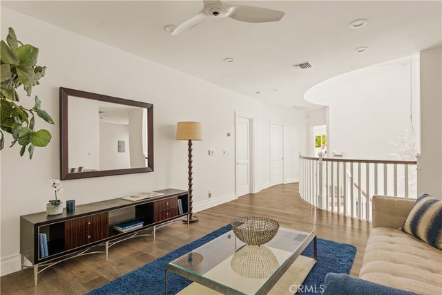 6415 Riggs, Los Angeles, CA 90045