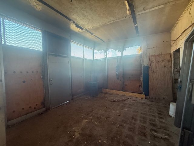 6108 S Saint Lawrence Avenue, Chicago, IL 60637