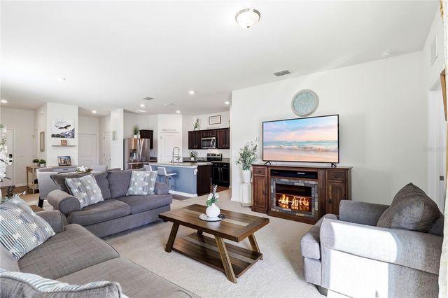 3521 PATRON AVENUE, Deltona, FL 32738