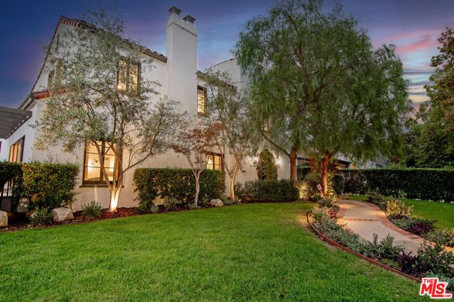 501 N Cahuenga Boulevard, Los Angeles, CA 90004