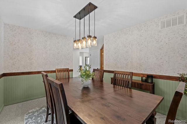 11163 Hammerstone Drive, South Lyon, MI 48178