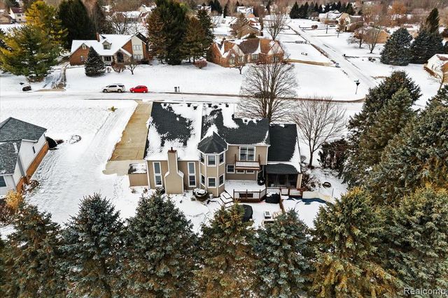 11163 Hammerstone Drive, South Lyon, MI 48178