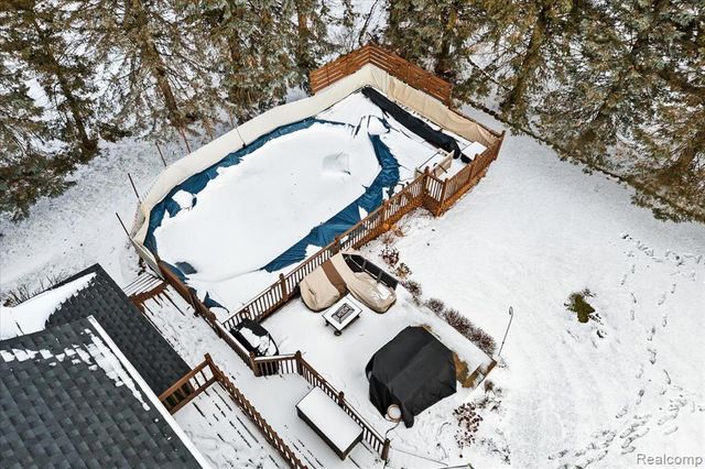 11163 Hammerstone Drive, South Lyon, MI 48178