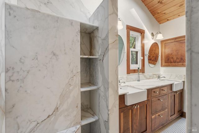 27851 Ten Mile Rd, Point Arena, CA 95468