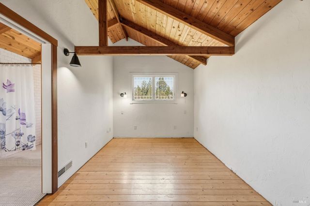 27851 Ten Mile Rd, Point Arena, CA 95468