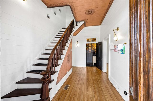 602 S Market Street, Brenham, TX 77833