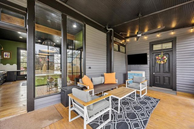 602 S Market Street, Brenham, TX 77833