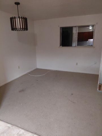 125 Bush DR, Vinton, VA 24179