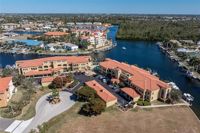 3334 PURPLE MARTIN DRIVE 215, Punta Gorda, FL 33950