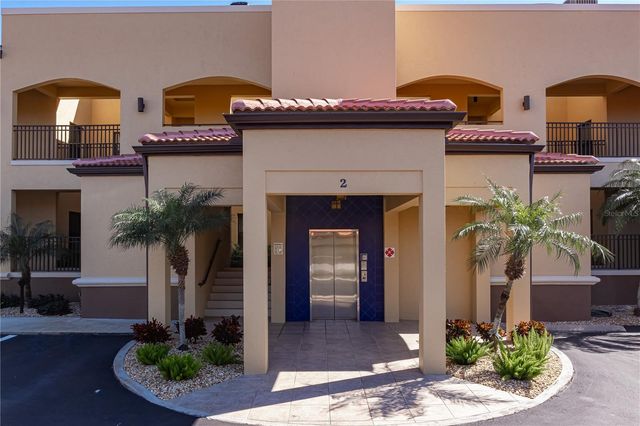 3334 PURPLE MARTIN DRIVE 215, Punta Gorda, FL 33950