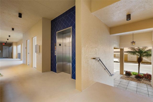 3334 PURPLE MARTIN DRIVE 215, Punta Gorda, FL 33950