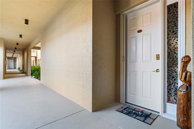 3334 PURPLE MARTIN DRIVE 215, Punta Gorda, FL 33950