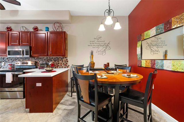 3334 PURPLE MARTIN DRIVE 215, Punta Gorda, FL 33950