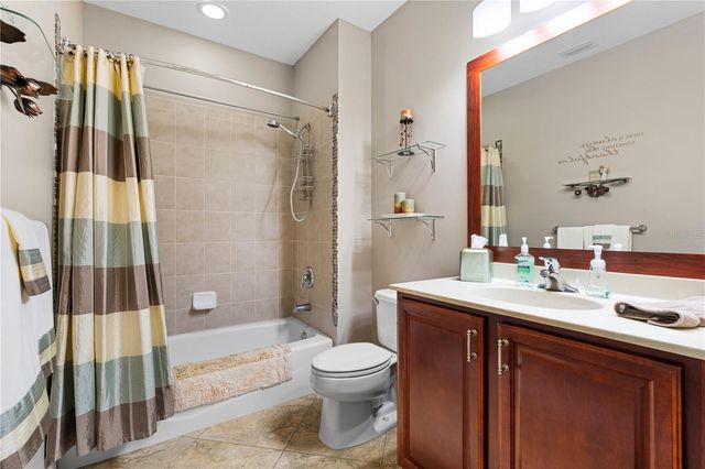 3334 PURPLE MARTIN DRIVE 215, Punta Gorda, FL 33950