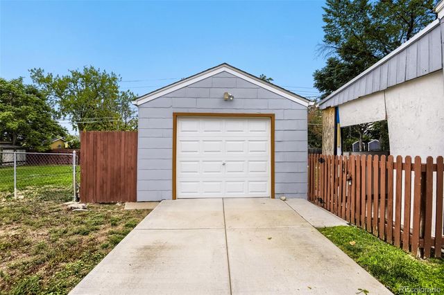 1460 S Osceola Street, Denver, CO 80219